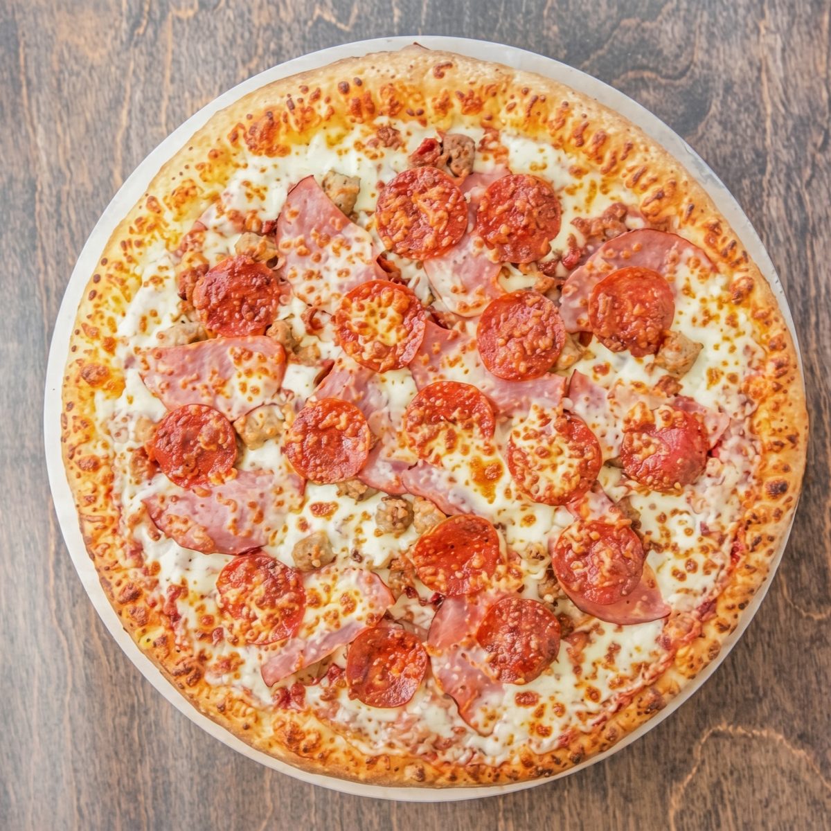 Warning: This Pizza Might Steal Your Heart – Big Daddy’s Coronary Pizza 💀❤️🍕